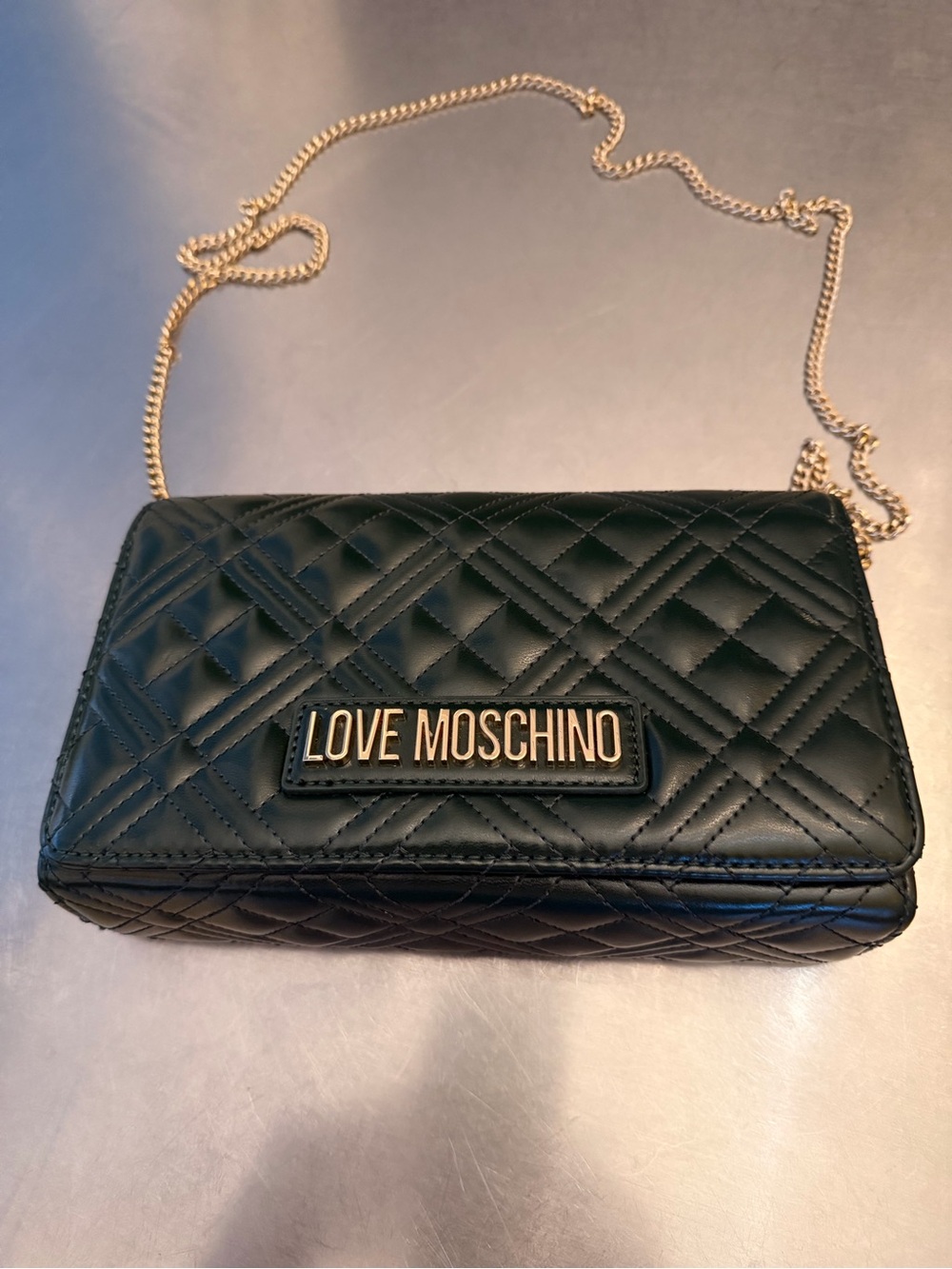 Love Moschino Dark Green Quilted Crossbody with Gold Chain Strap. New no tags